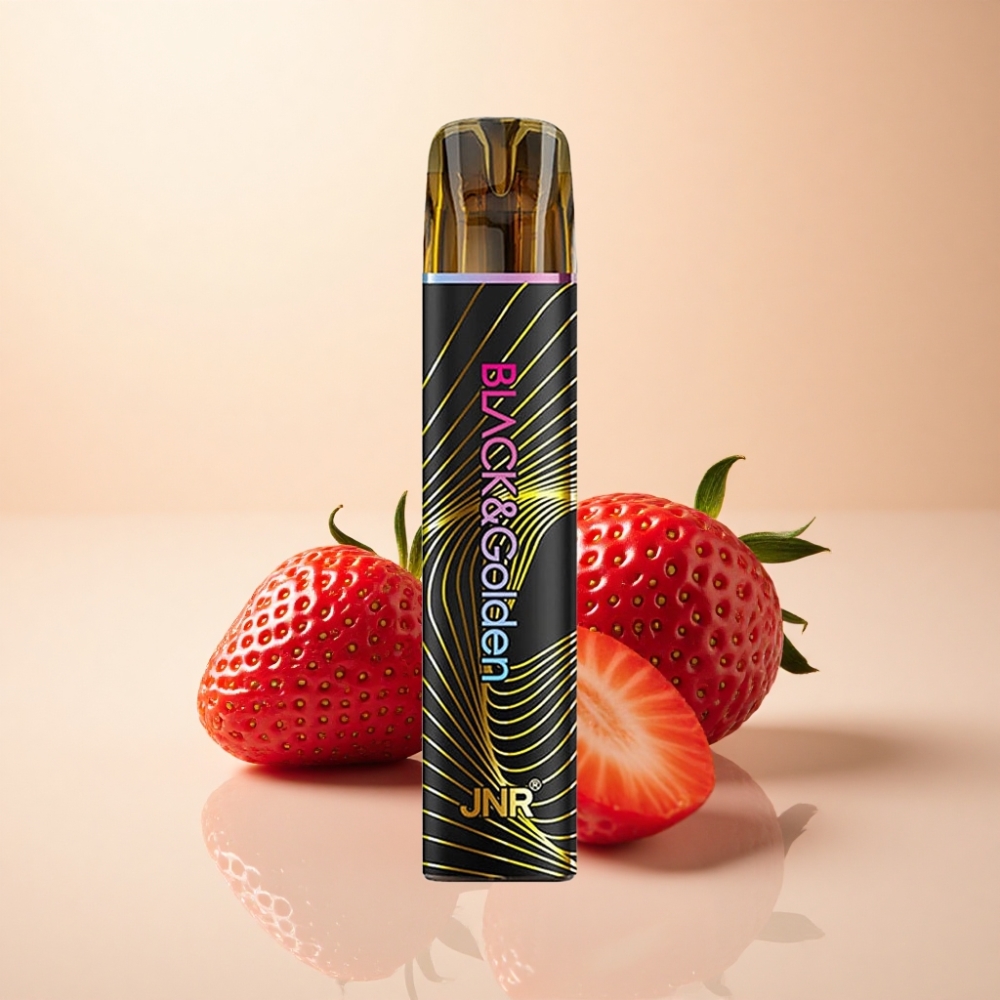 JNR Black&Golden 800 Puffs Jordbær Is 550mAh